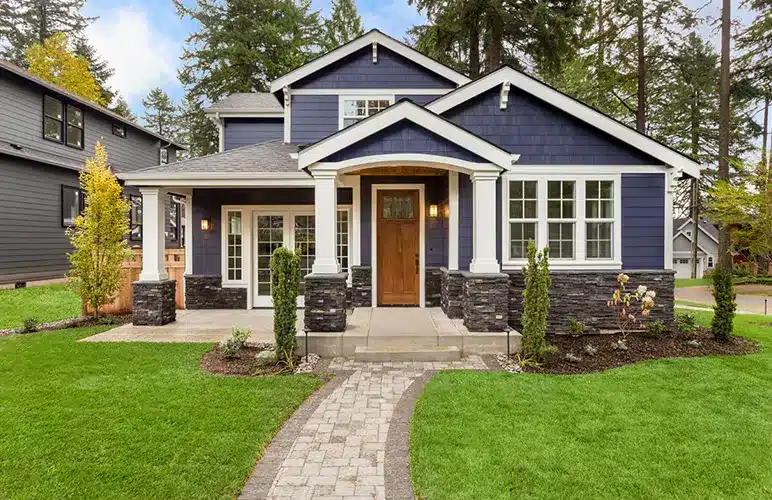new luxury home with elegant touches including fine shingles